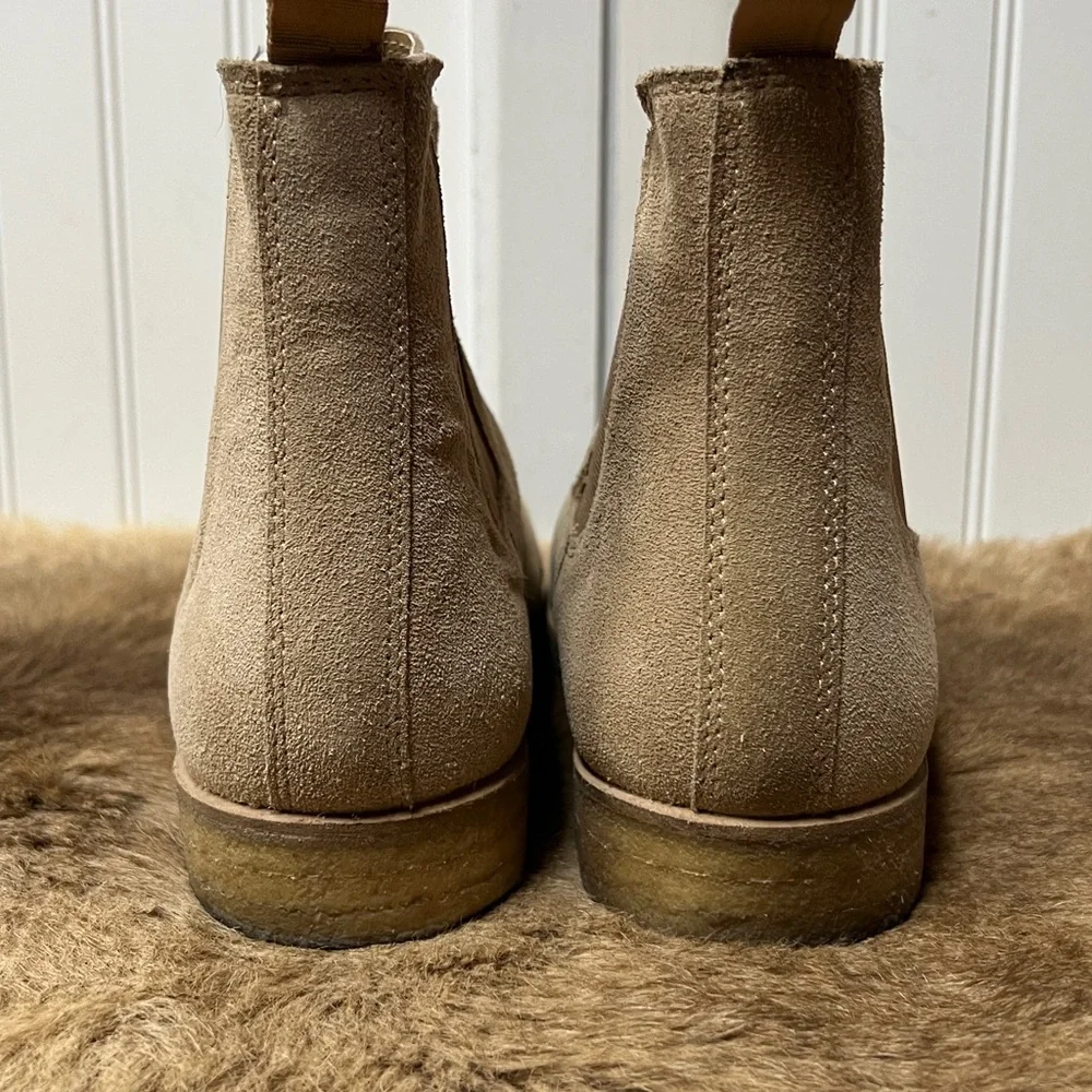 Urban Outfitters Double Crepe Suede Chelsea Ankle Boots 9.5 Booties Leather UO